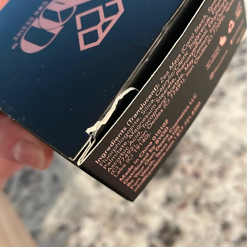 Byod Matte Magic Loose Powder - Translucent - Picture 5 of 5
